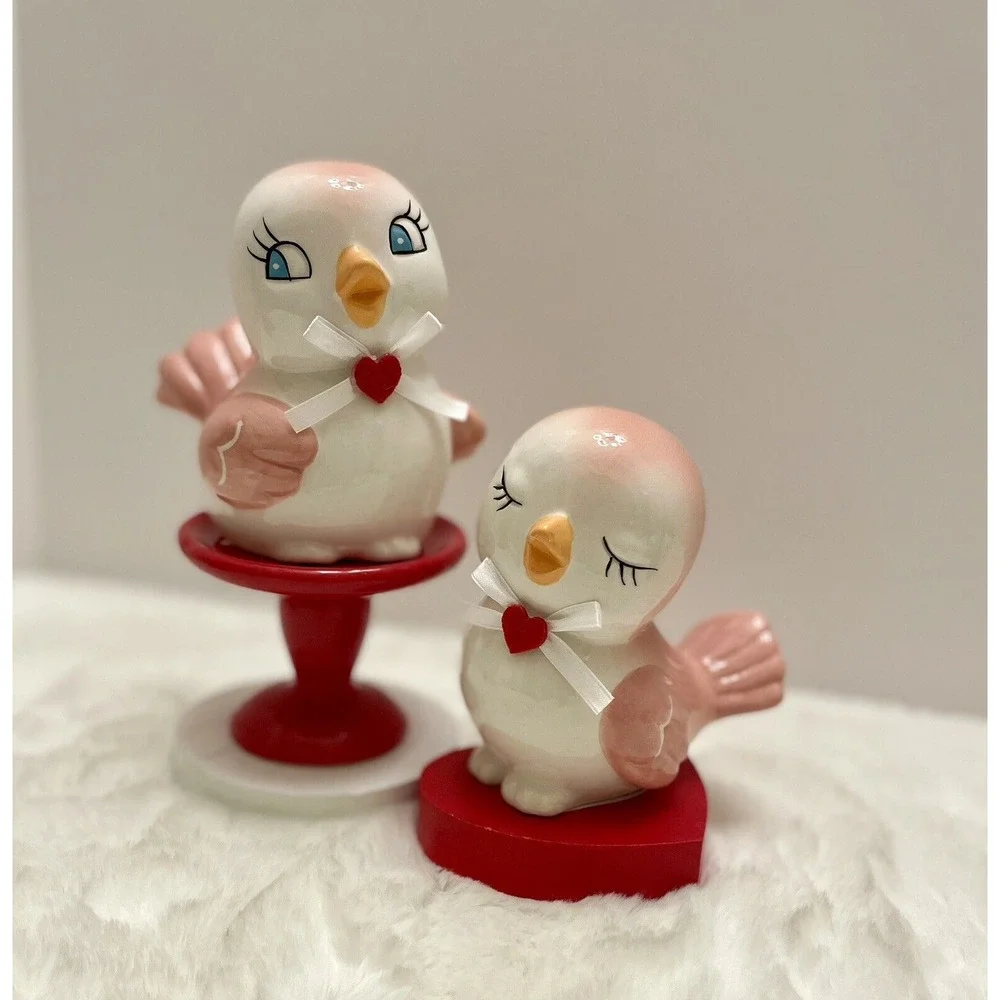 New Set of 2 Pink Retro Bird Ceramic Love Bird Valentines‎ Lovebirds Pastel